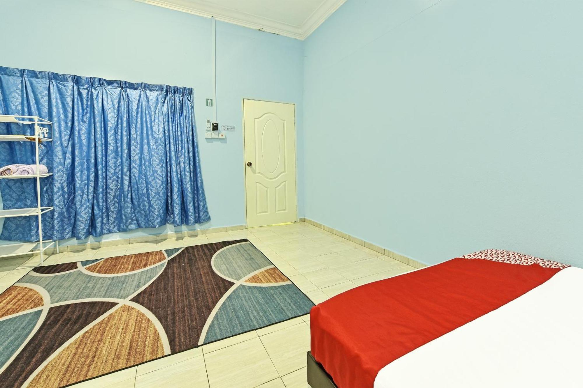 Oyo 90551 Zn Mix Homestay & Roomstay Kampung Raja Εξωτερικό φωτογραφία