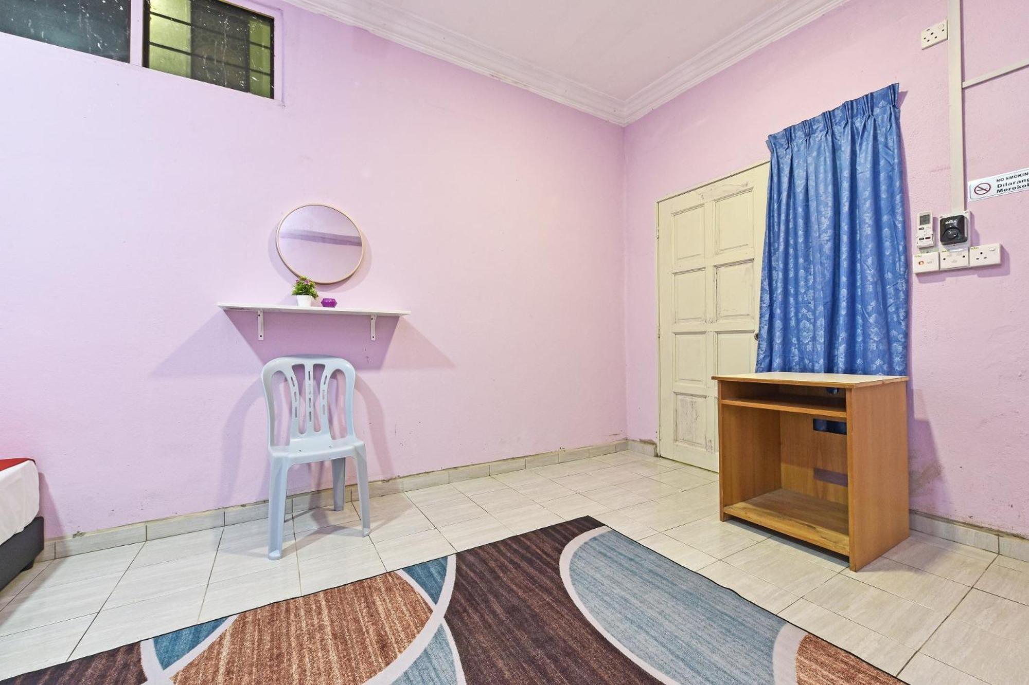 Oyo 90551 Zn Mix Homestay & Roomstay Kampung Raja Εξωτερικό φωτογραφία