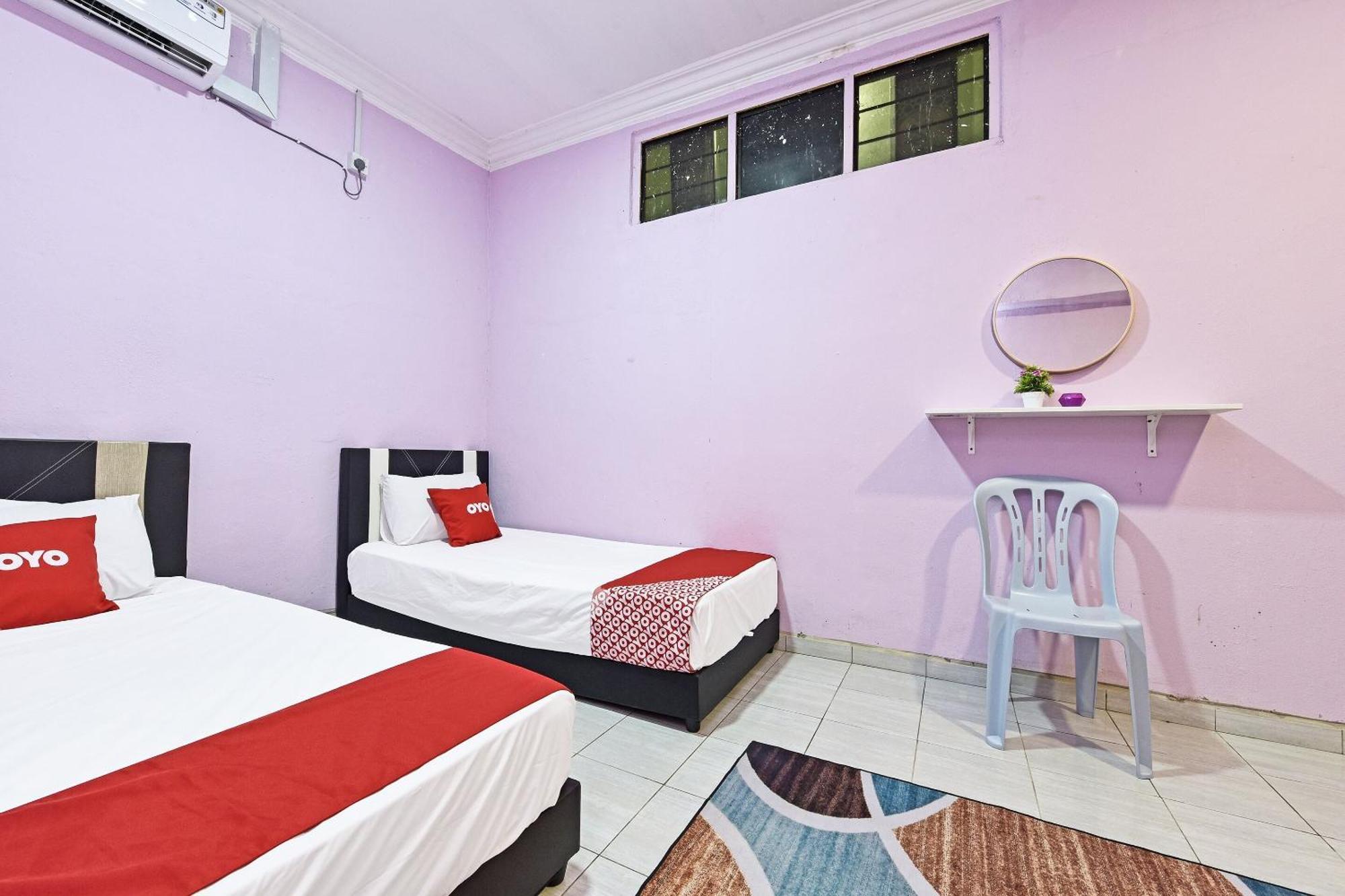 Oyo 90551 Zn Mix Homestay & Roomstay Kampung Raja Εξωτερικό φωτογραφία